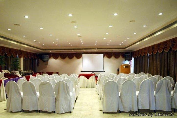 Regency Kanchipuram By Grt Hotels Екстериор снимка