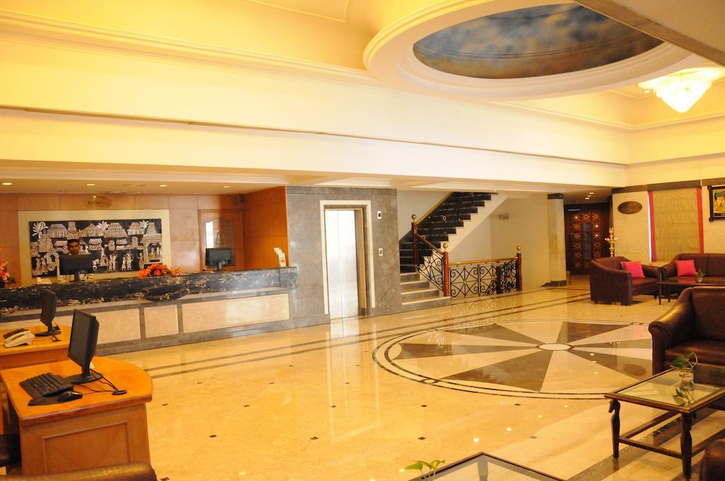 Regency Kanchipuram By Grt Hotels Екстериор снимка
